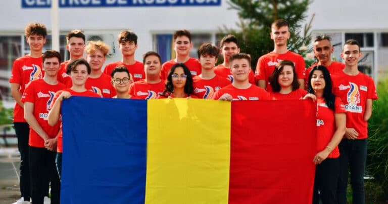 Arădenii de la Delta Force, reprezentanții României la Olimpiada FIRST Global Challenge din Singapore