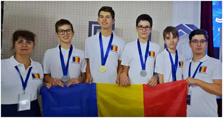 Elevii români au câștigat 1 medalie de aur și 3 de argint la Olimpiada Europeană de Informatică pentru Juniori